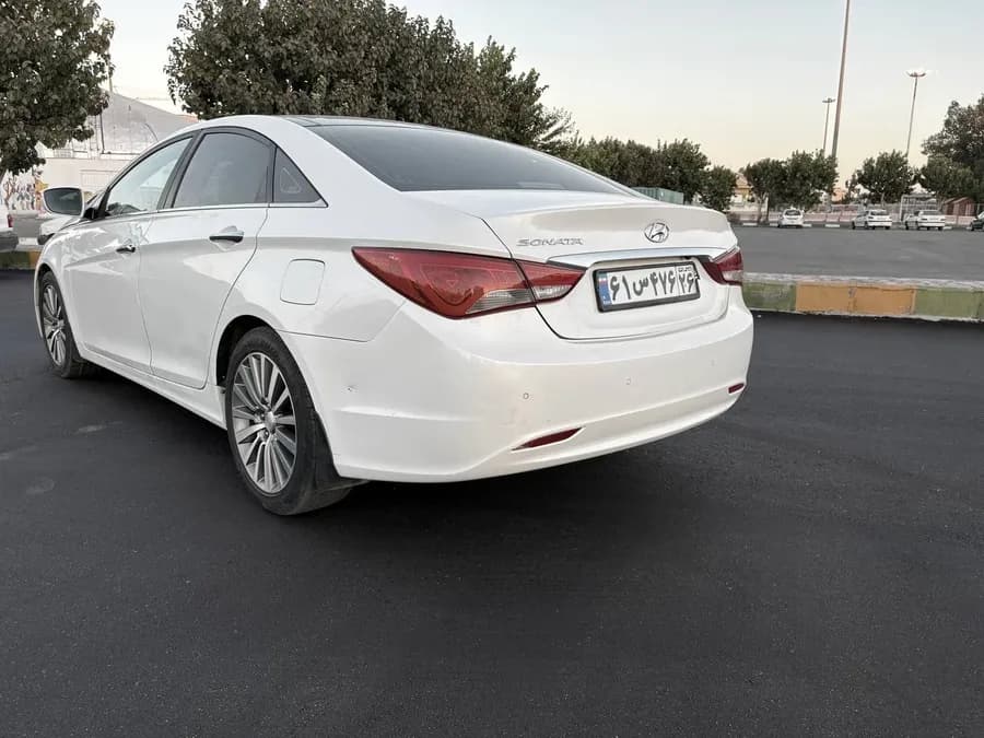 هیوندای سوناتا — عکس ۴ از ۵