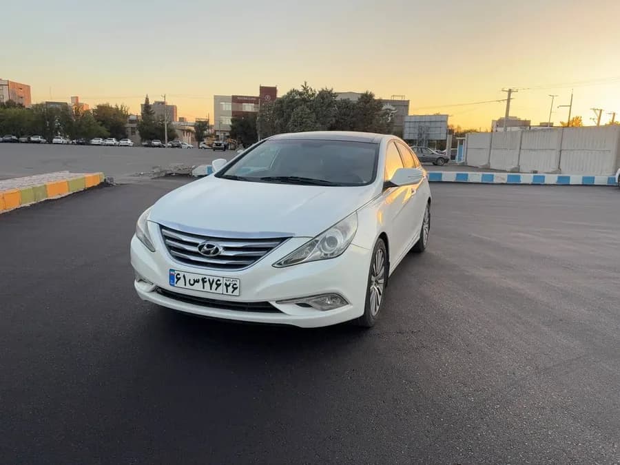 هیوندای سوناتا — عکس ۲ از ۵