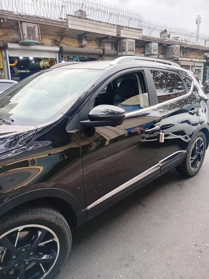 کی ام سی X5 — عکس ۲ از ۶