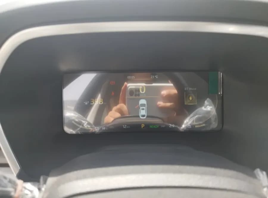 جک E50A — عکس ۳ از ۴
