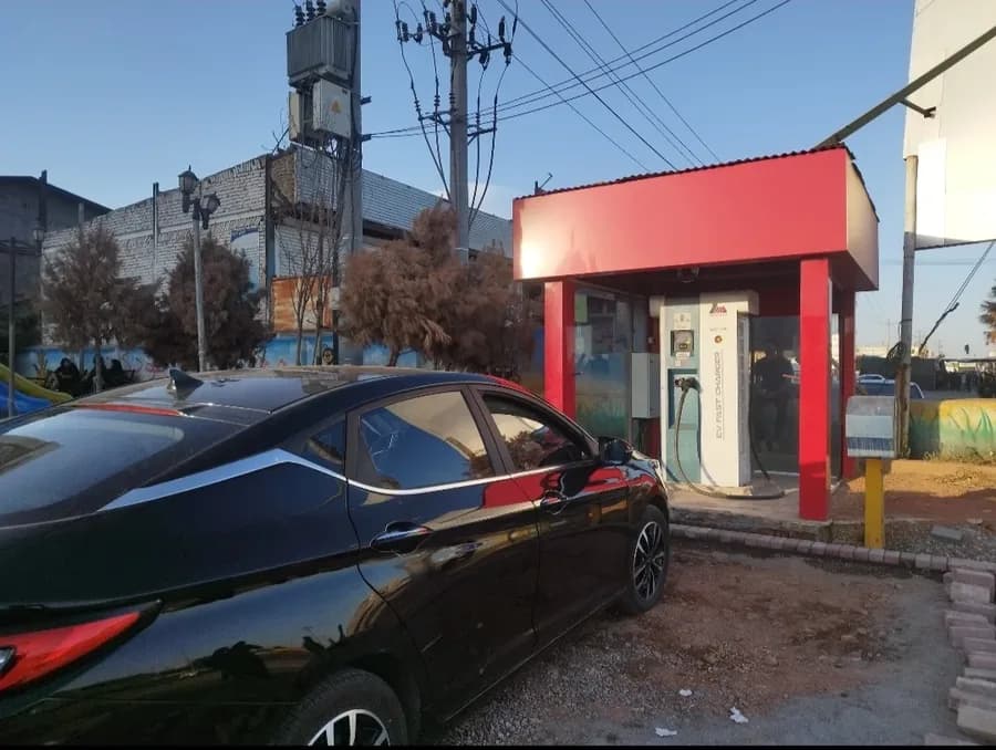 جک E50A — عکس ۲ از ۴