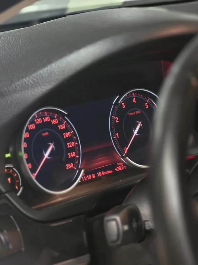 بی ام و سری 5 — عکس ۷ از ۹