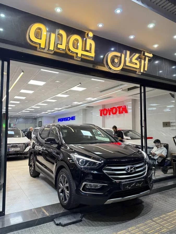 هیوندای سانتافه — عکس ۵ از ۷