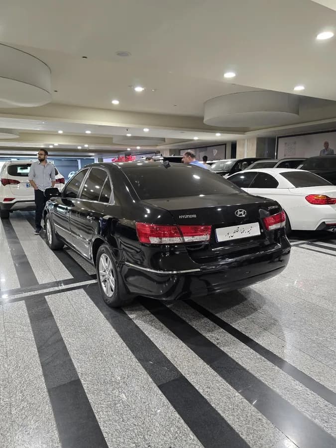 هیوندای سوناتا — عکس ۳ از ۶