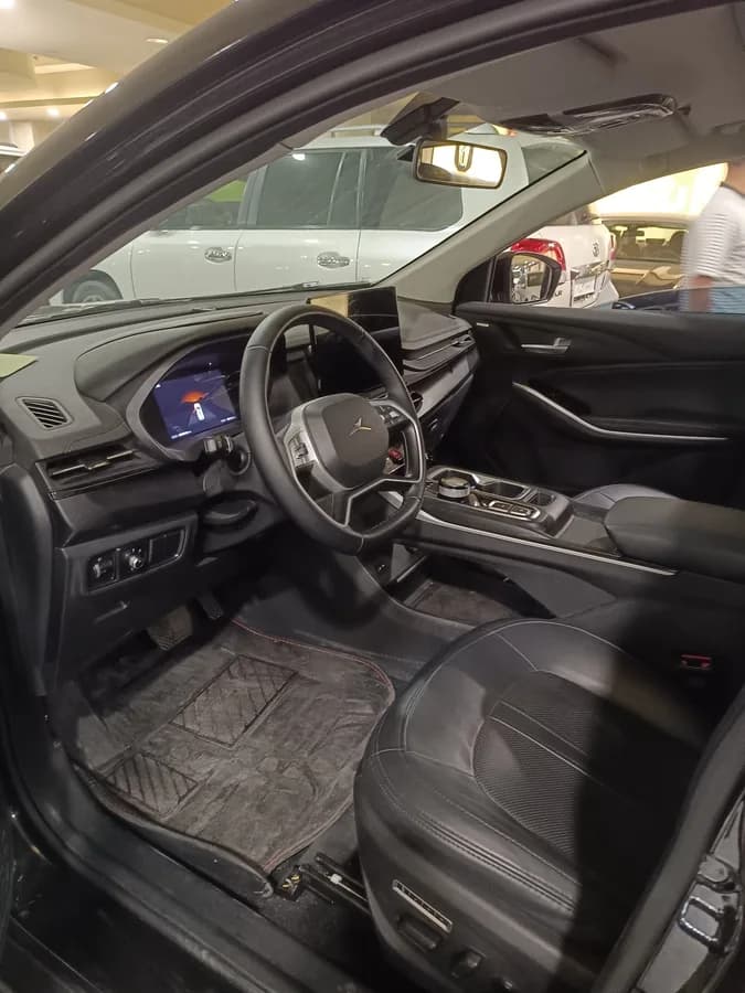 کی ام سی X5 — عکس ۴ از ۶