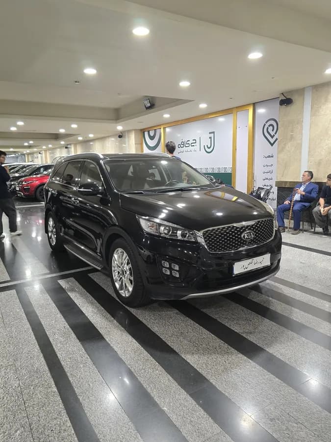 کیا سورنتو — عکس ۴ از ۶
