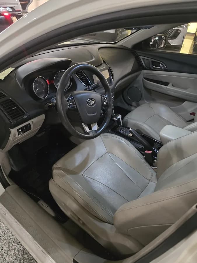 بسترن B50F — عکس ۵ از ۶