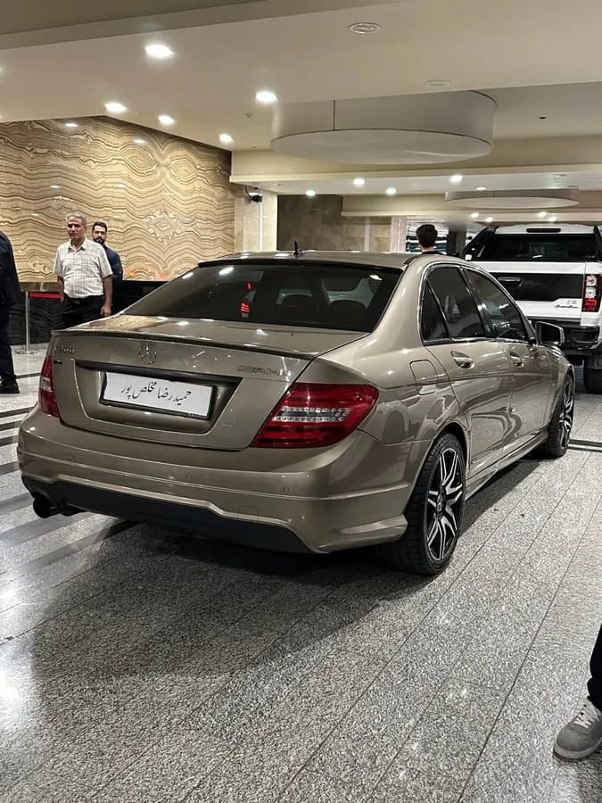 مرسدس بنز کلاس C — عکس ۶ از ۶