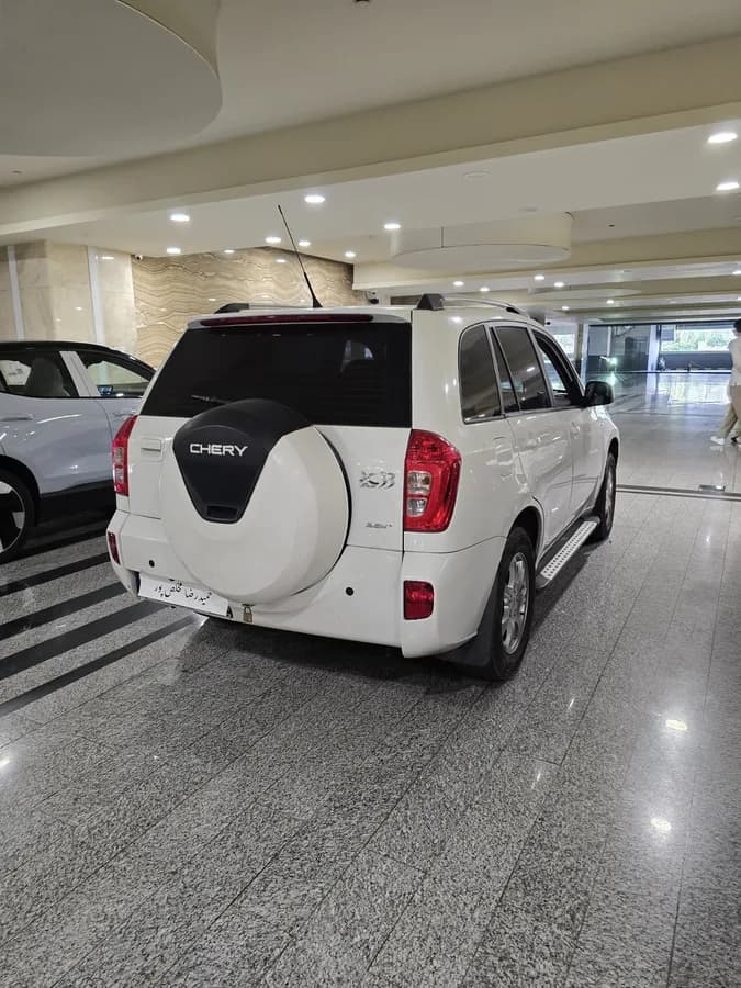 ام وی ام X33 — عکس ۴ از ۶