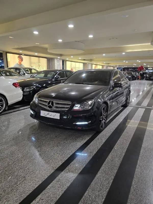 مرسدس بنز کلاس C — عکس ۱ از ۵