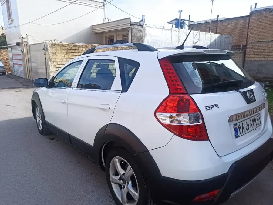 دانگ‌فنگ H30 کراس — عکس ۶ از ۹