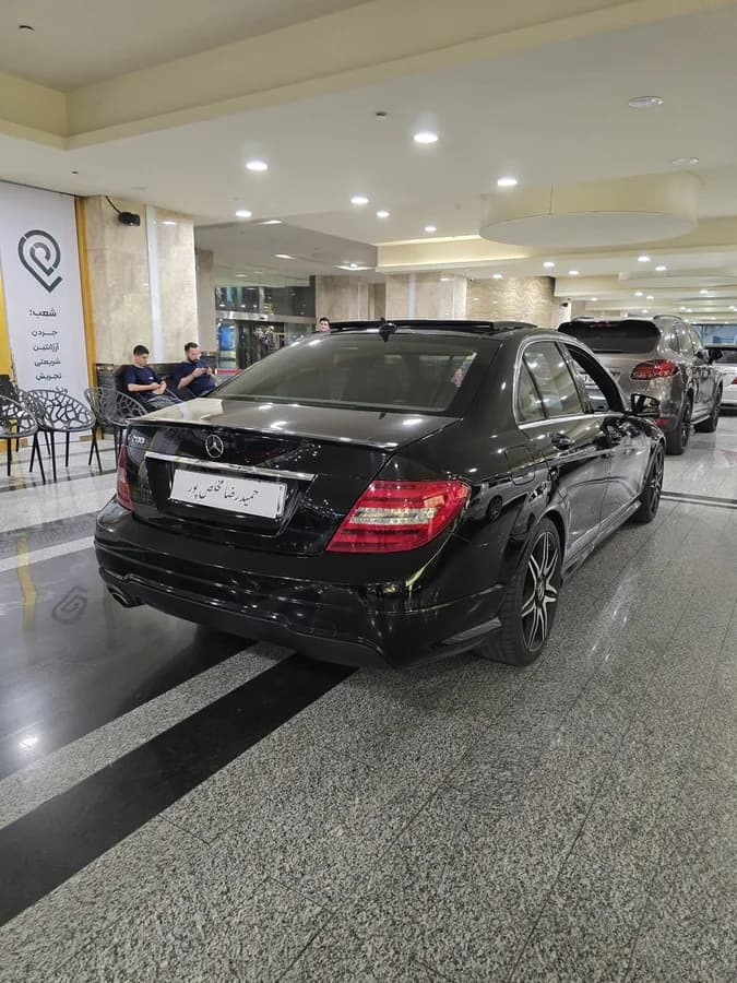مرسدس بنز کلاس C — عکس ۵ از ۶
