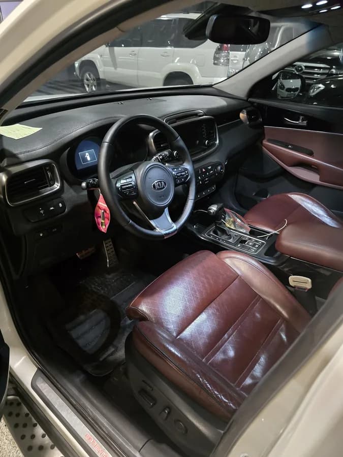 کیا سورنتو — عکس ۶ از ۶