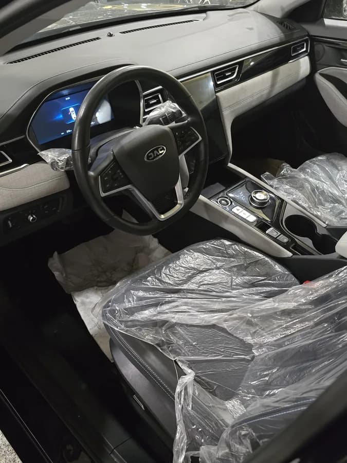 کی ام سی eJ7 — عکس ۲ از ۶