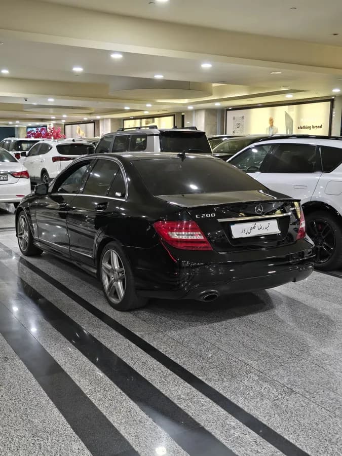 مرسدس بنز کلاس C — عکس ۵ از ۶