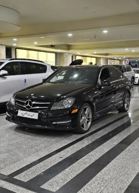 مرسدس بنز کلاس C — عکس ۱ از ۶