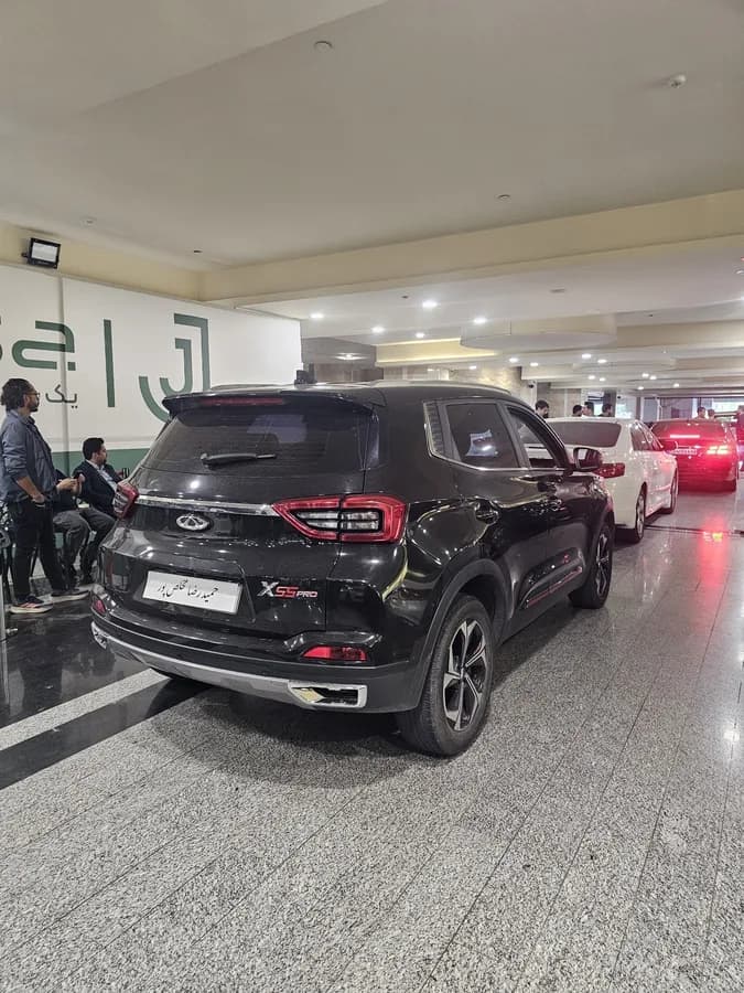 ام وی ام X55 — عکس ۲ از ۵