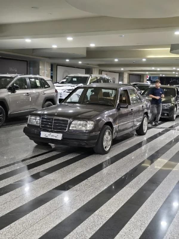 مرسدس بنز کلاس E — عکس ۱ از ۱