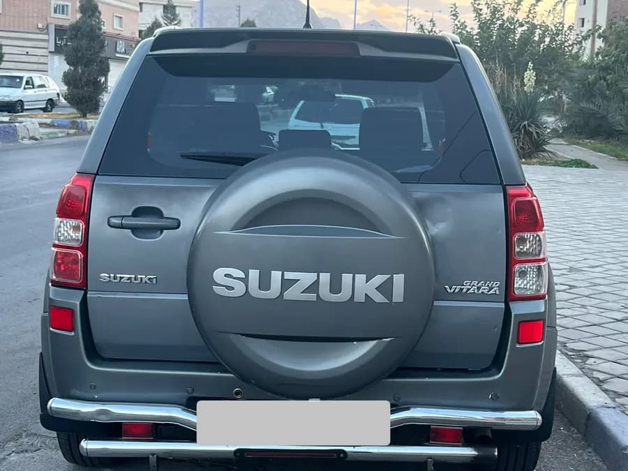 سوزوکی ویتارا — عکس ۲ از ۳