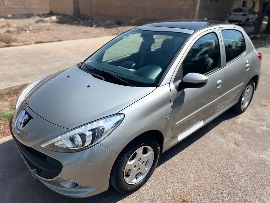 پژو 207 — عکس ۲ از ۴