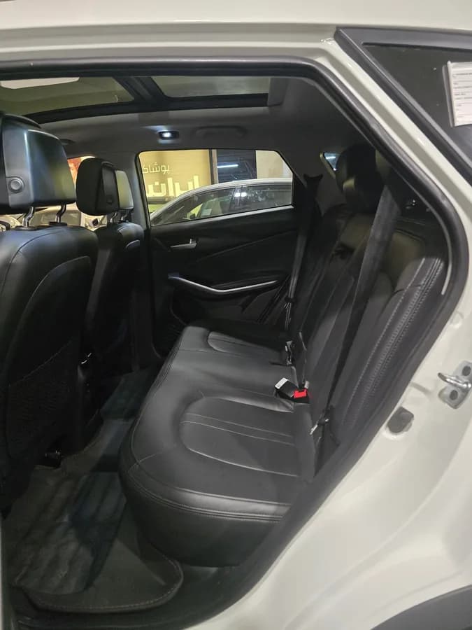 کی ام سی X5 — عکس ۴ از ۶