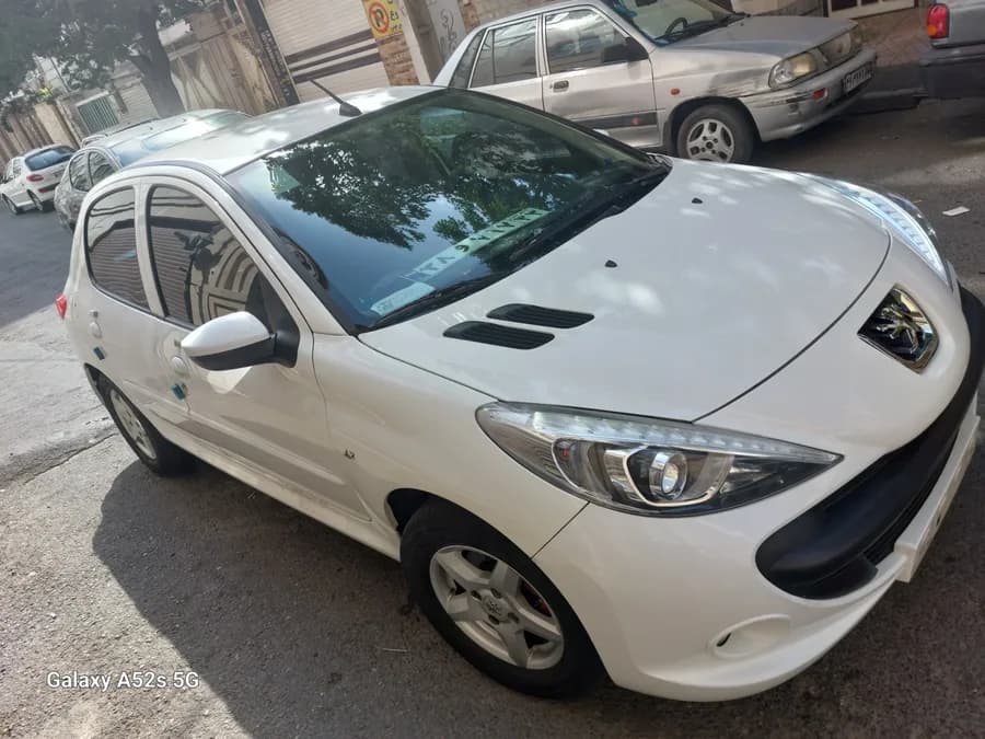 پژو 207 — عکس ۱ از ۲