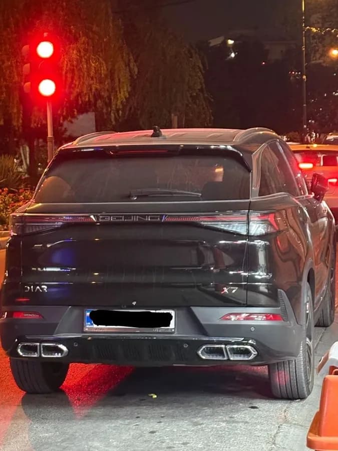 بیجینگ X7 — عکس ۳ از ۴
