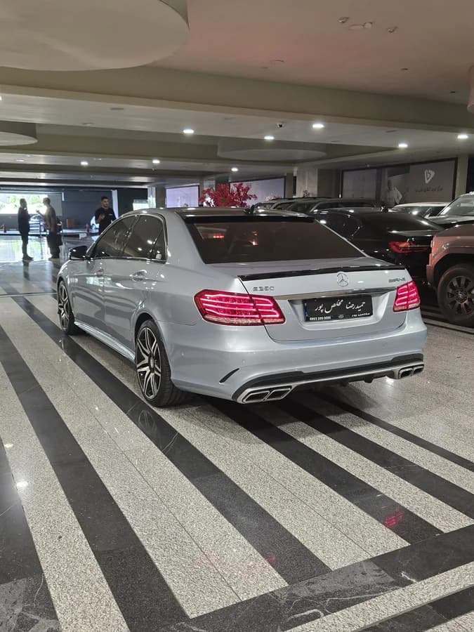 مرسدس بنز کلاس E — عکس ۶ از ۶