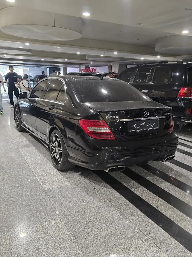 مرسدس بنز کلاس C — عکس ۶ از ۶