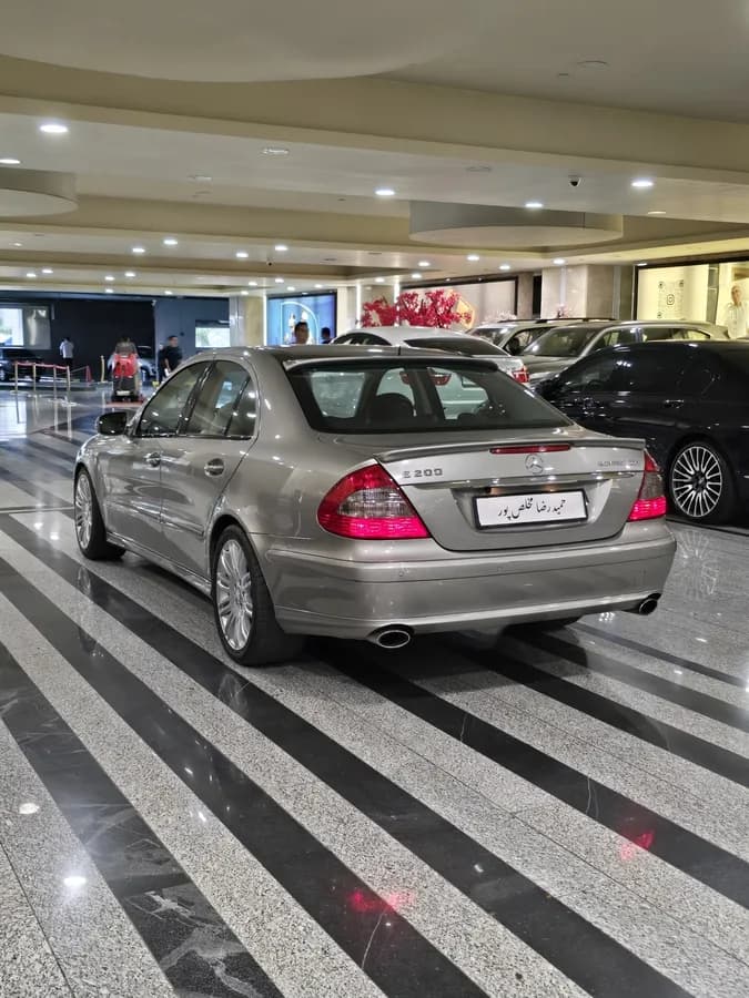 مرسدس بنز کلاس E — عکس ۵ از ۷