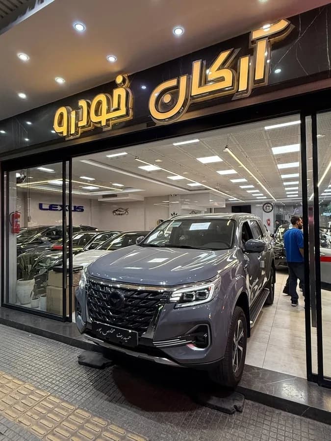 نیسان ترا — عکس ۳ از ۷