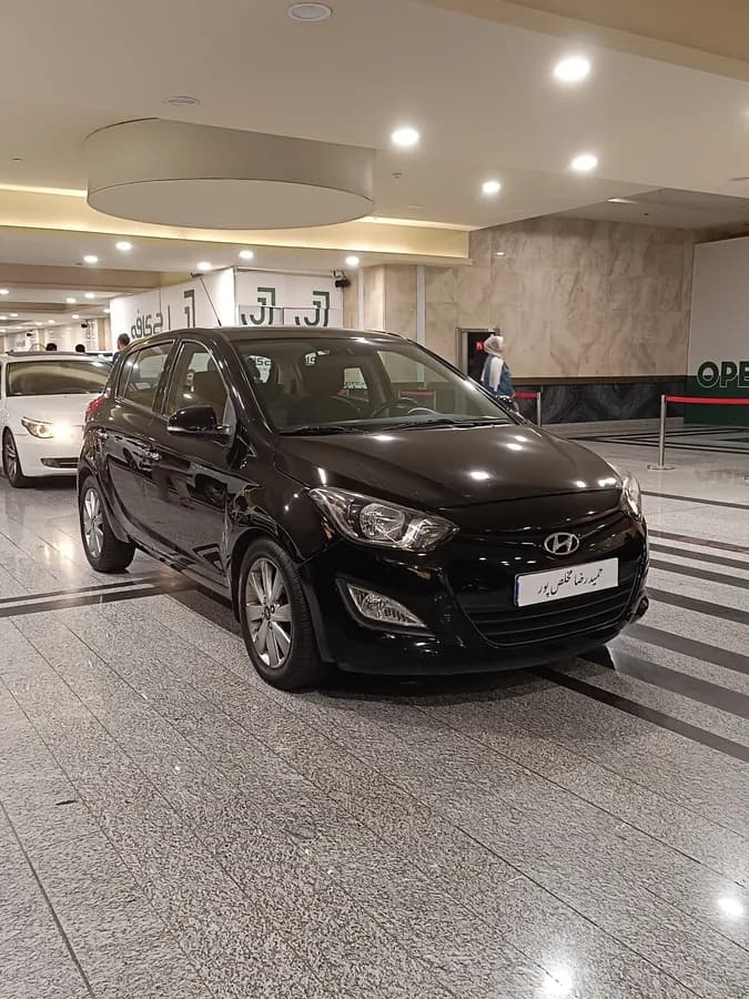 هیوندای i20 — عکس ۴ از ۶