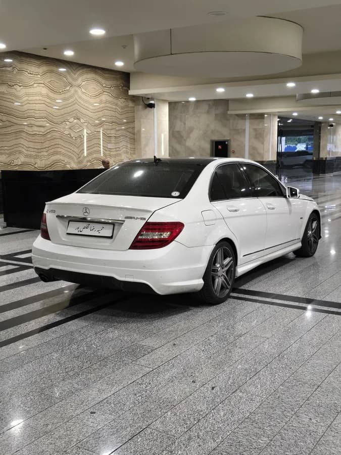 مرسدس بنز کلاس C — عکس ۵ از ۷
