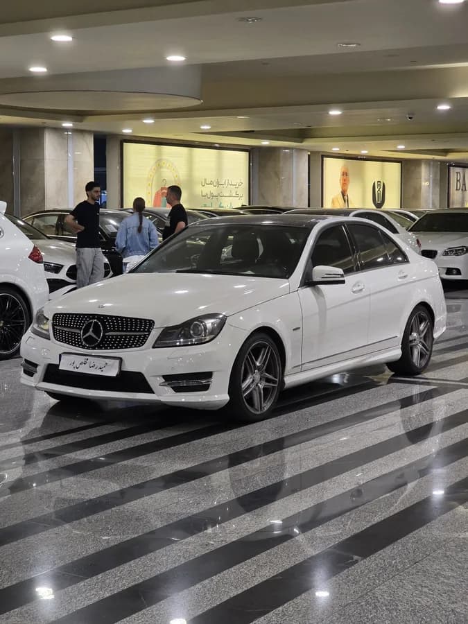 مرسدس بنز کلاس C — عکس ۲ از ۷