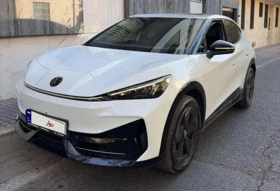 فولکس آیدی یونیکس — عکس ۱ از ۲