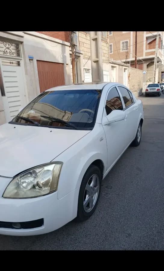 ام وی ام 530 — عکس ۲ از ۴
