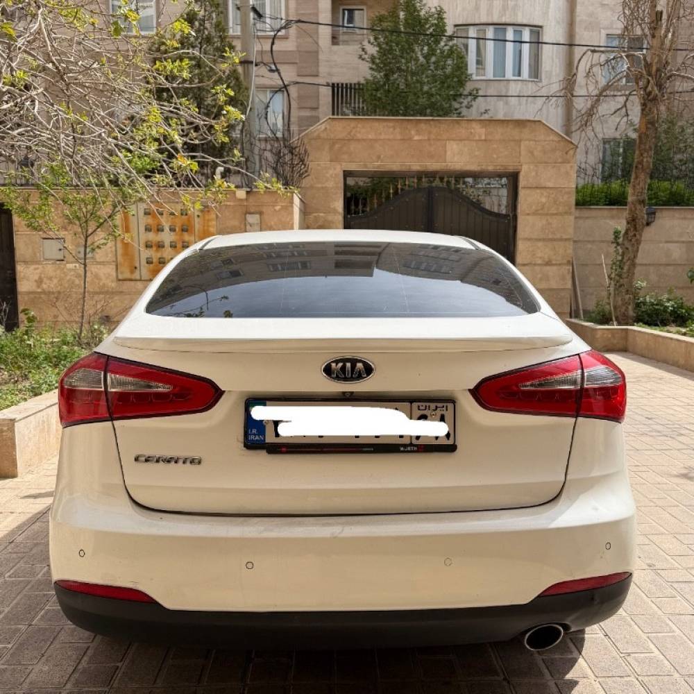 کیا مدل سراتو 2.0 لیتر اتوماتیک سال 2015  کارکرده