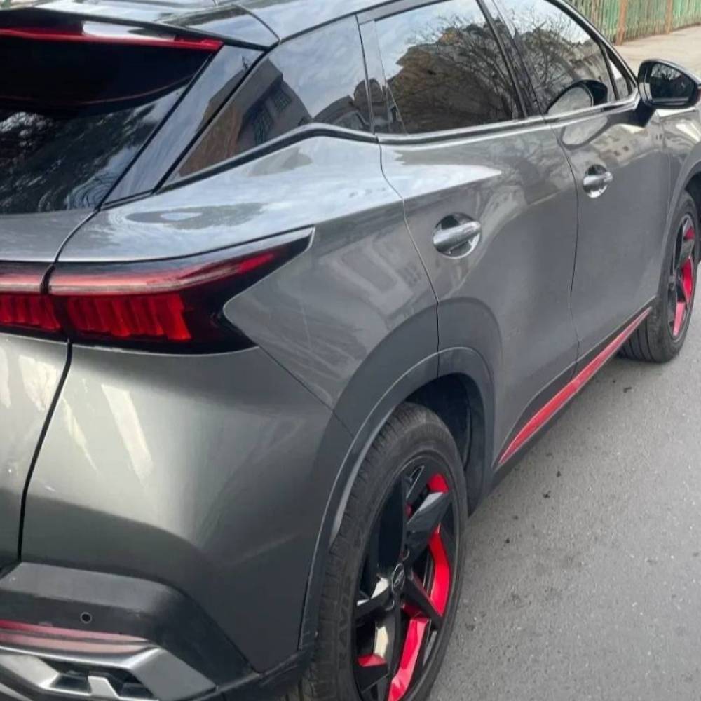 فونیکس مدل FX پریمیوم FWD سال 1403  کارکرده