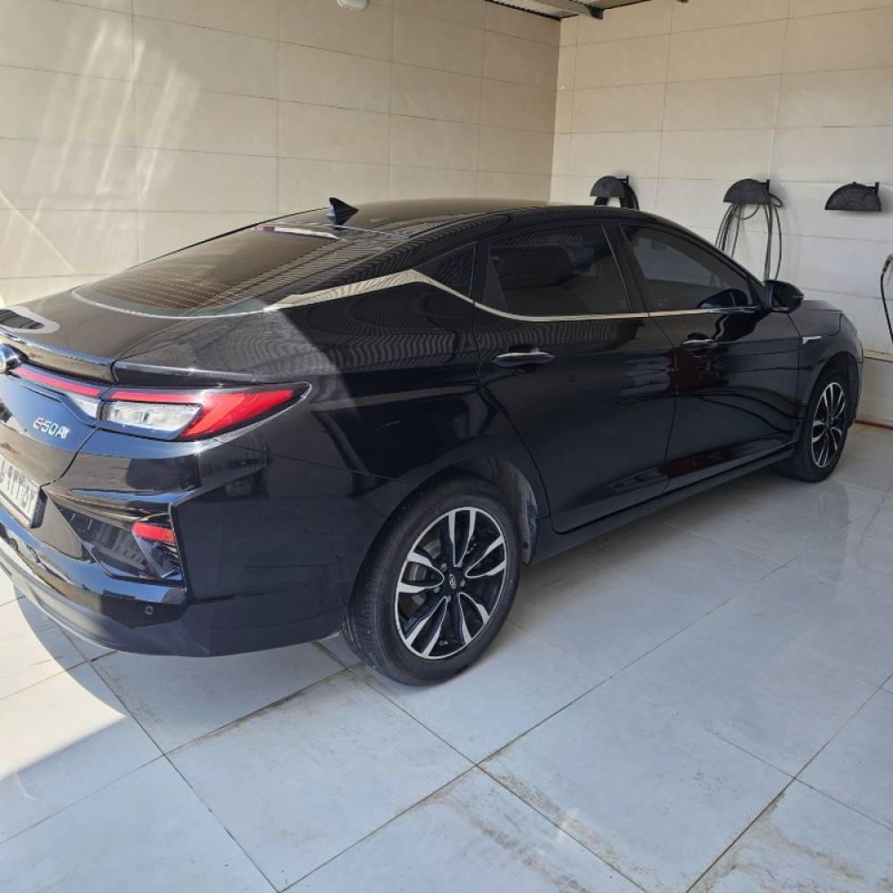 کی ام سی مدل eJ7 ساده سال 2023  کارکرده