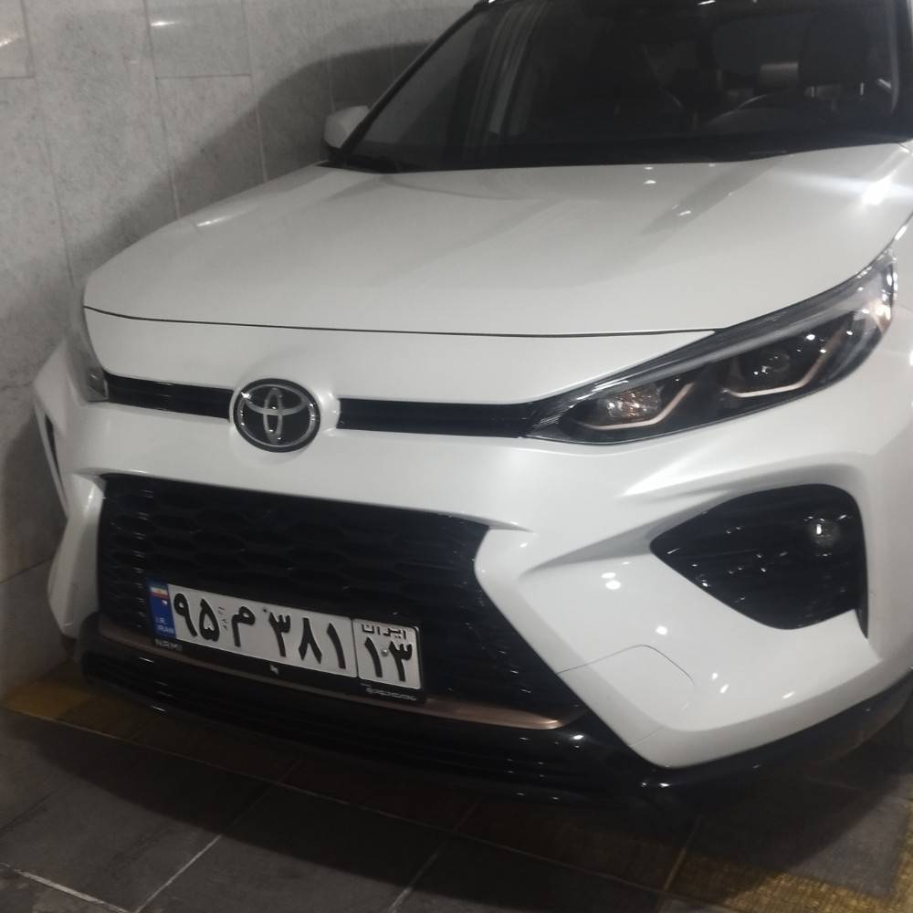 تویوتا (TOYOTA) تویوتا وایلندر 2.0 لیتر دو دیفرانسیل سال 2025