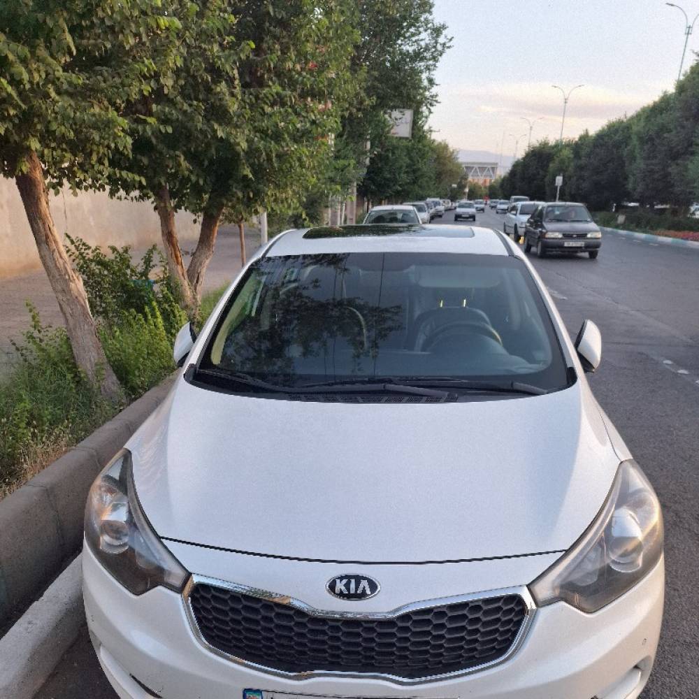 کیا مدل سراتو 2.0 لیتر اتوماتیک سال 2014  کارکرده