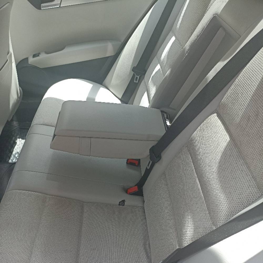 بنز مدل کلاس C C200 سال 2014  کارکرده