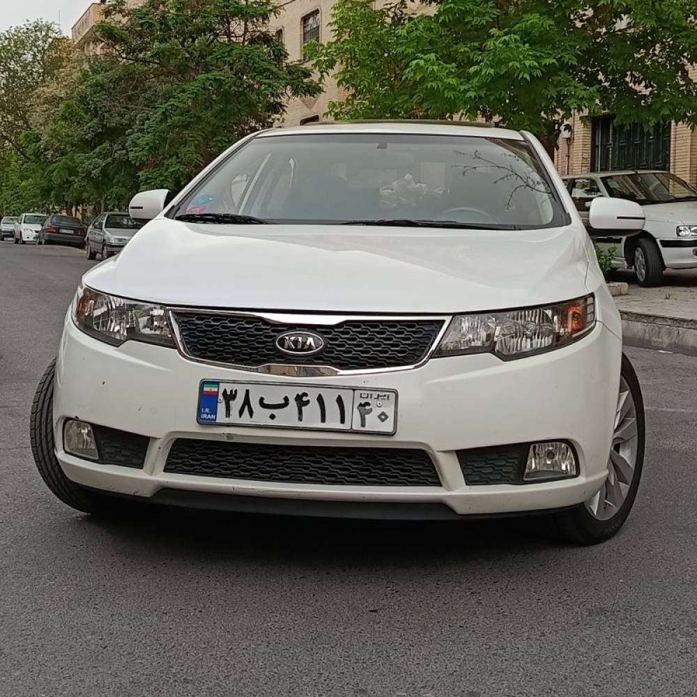 کیا مدل سراتو 1.6 لیتر اتوماتیک سال 2012  کارکرده