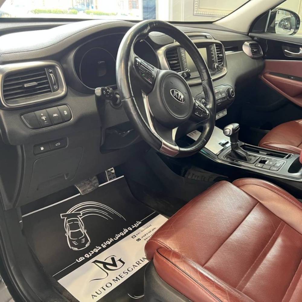 کیا مدل سورنتو 4 سیلندر GT لاین سال 2017  کارکرده