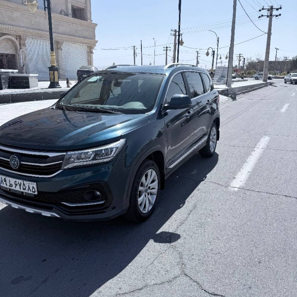 فردا مدل SX5 سال 1401  کارکرده