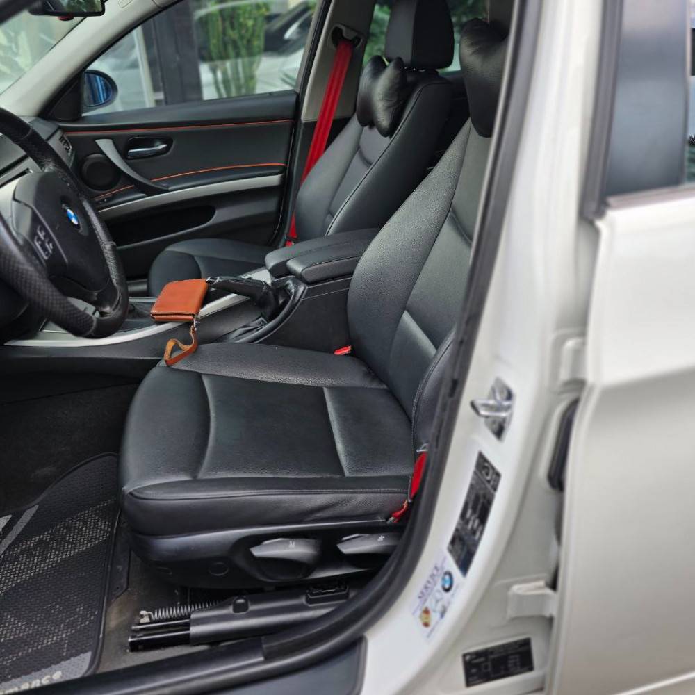 بی ام و 320 مدل 2006