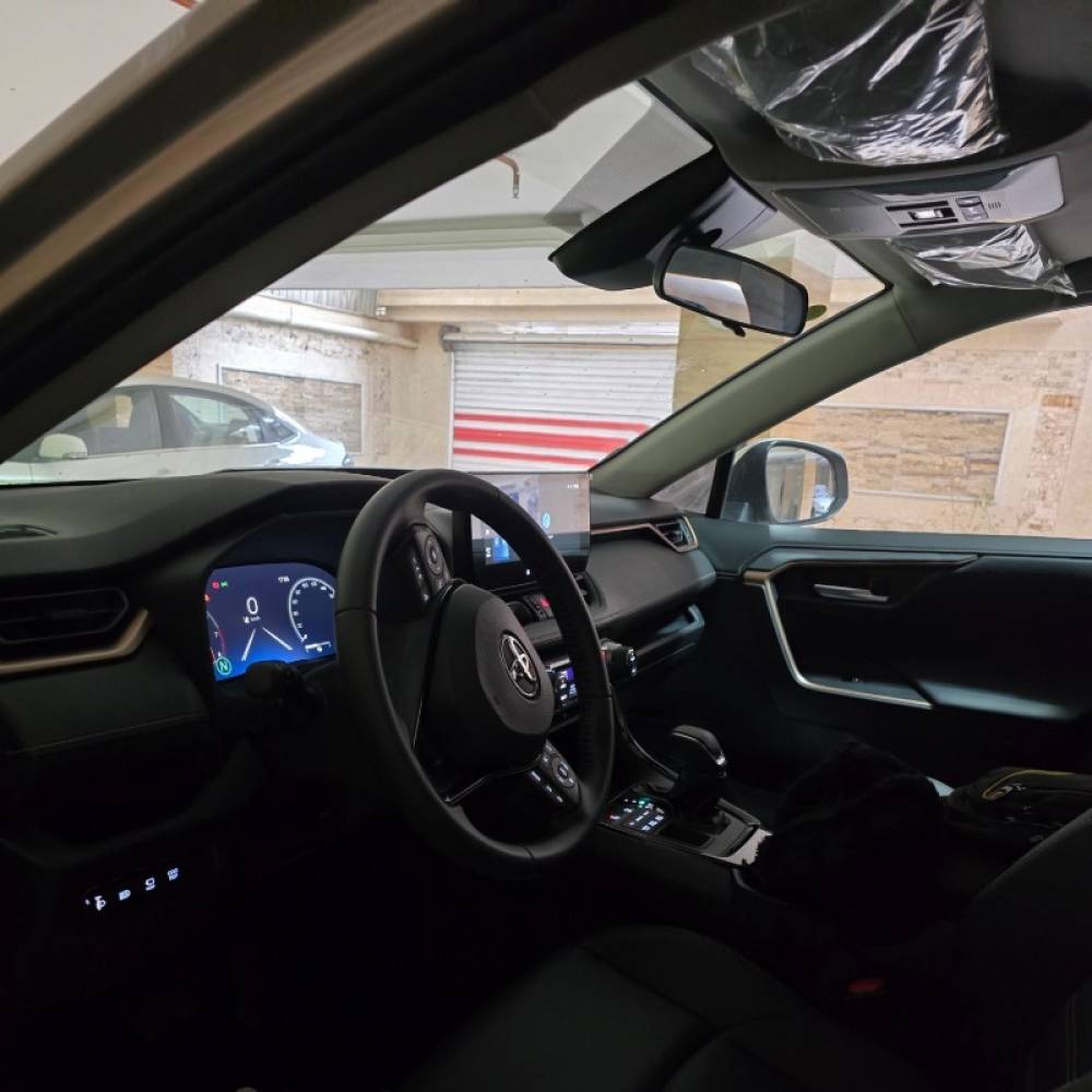 تویوتا مدل وایلندر 2.0 لیتر دو دیفرانسیل سال 2025  صفر