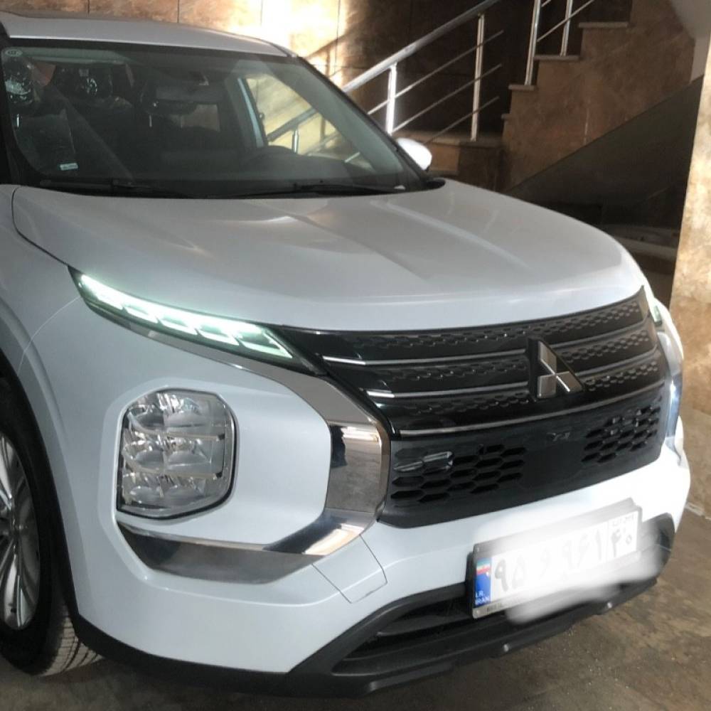 میتسوبیشی مدل اوتلندر تک دیفرانسیل M لاین سال 2023  صفر