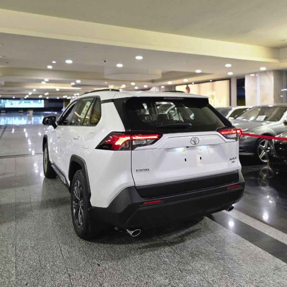 تویوتا راوفور مدل 2025