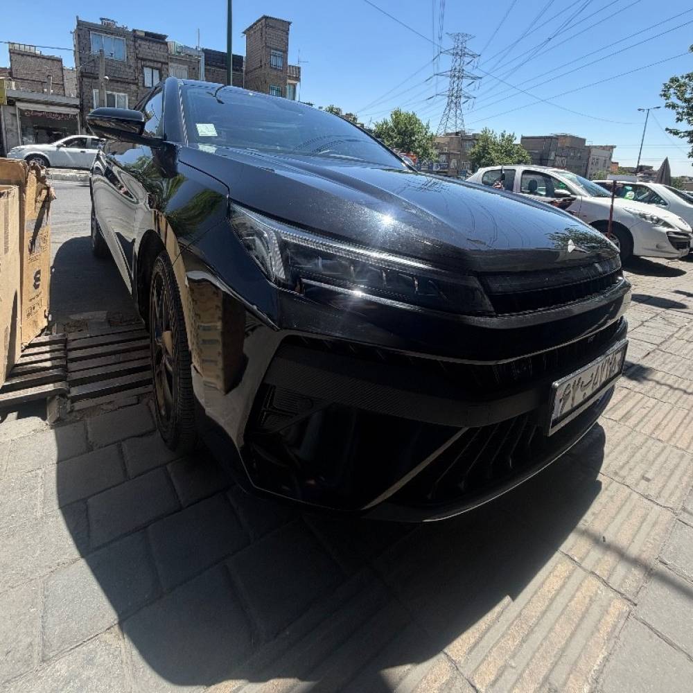 کی ام سی مدل J7 سال 1402  کارکرده